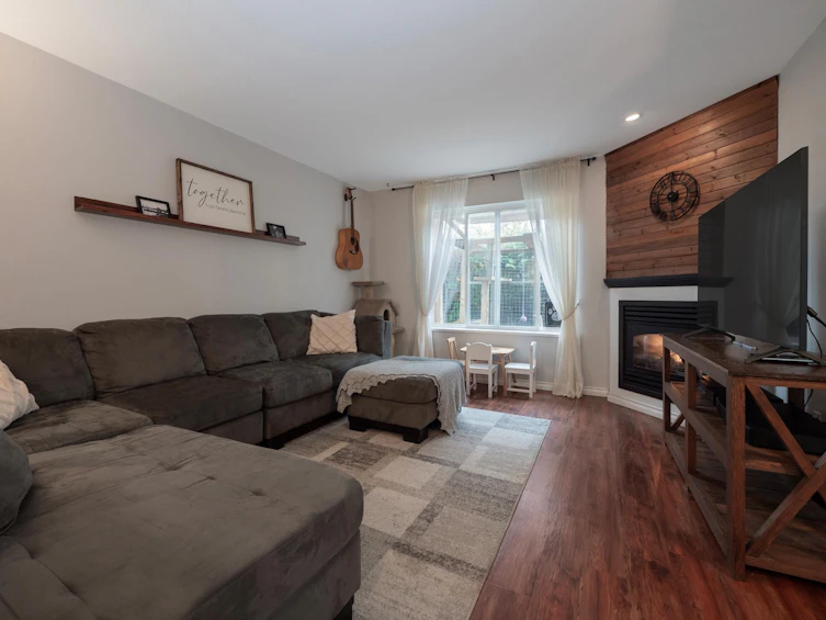 111-5711 Ebbtide Street, Sechelt, BC, V7Z 0J5 - 5