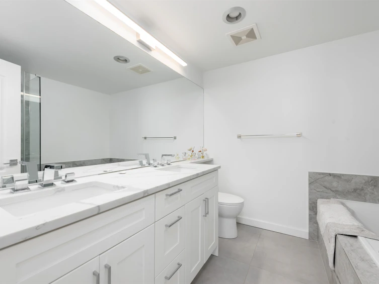 705-140 E 14th Street, North Vancouver, BC, V7L 2N3 - 20