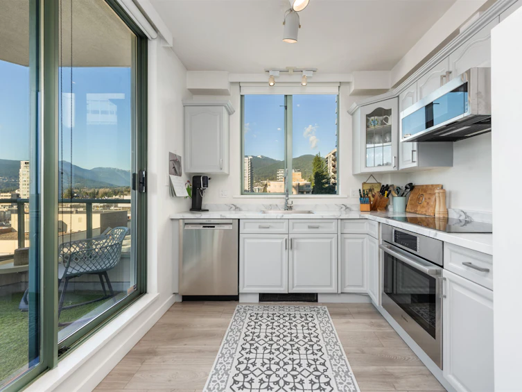 705-140 E 14th Street, North Vancouver, BC, V7L 2N3 - 9