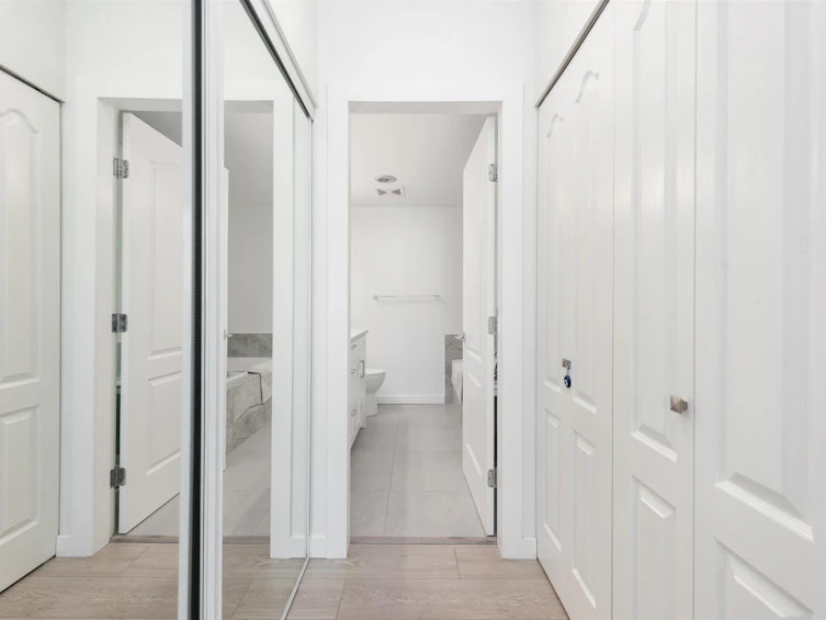 705-140 E 14th Street, North Vancouver, BC, V7L 2N3 - 18