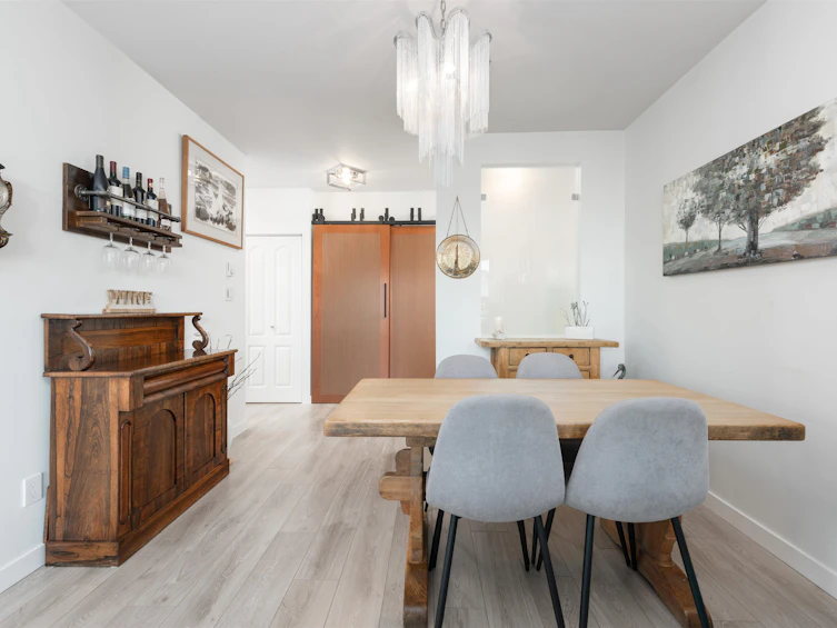 705-140 E 14th Street, North Vancouver, BC, V7L 2N3 - 4