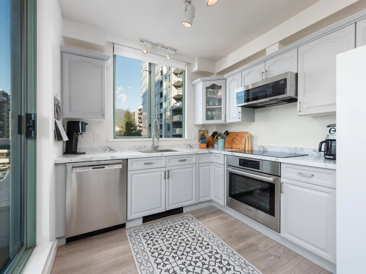 705-140 E 14th Street, North Vancouver, BC, V7L 2N3 - 8