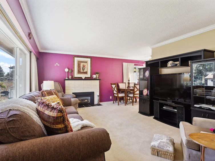 4559 Underwood Avenue, North Vancouver, BC, V7K 2S3 - 2