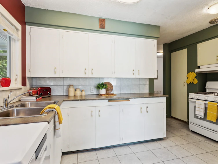 4559 Underwood Avenue, North Vancouver, BC, V7K 2S3 - 7