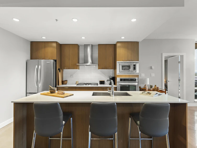 PH909-221 Union Street, Vancouver, BC, V6A 0B4 - 22