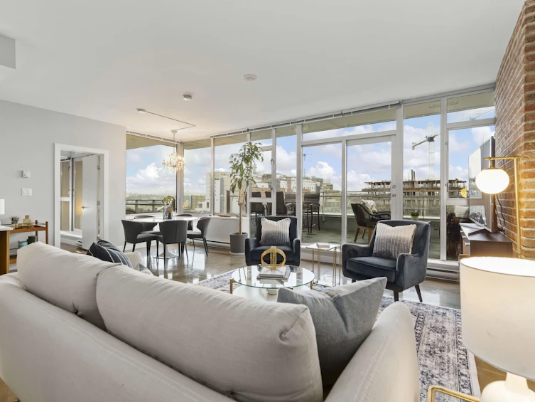 PH909-221 Union Street, Vancouver, BC, V6A 0B4 - 9