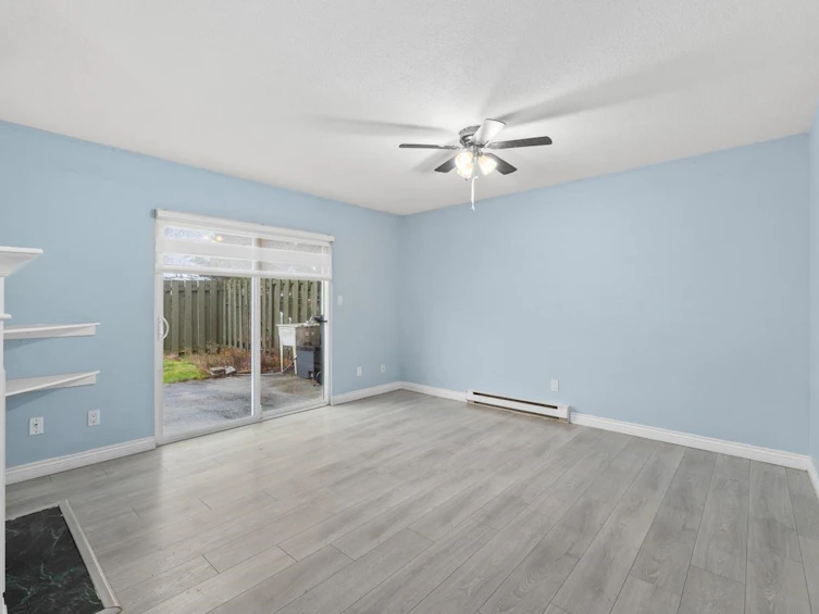 213-32550 Maclure Road, Abbotsford, BC, V2T 4N3 - 9