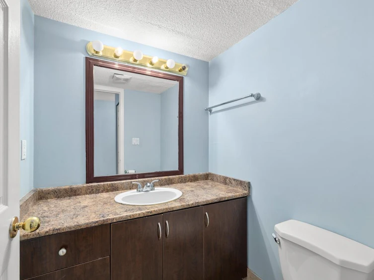 213-32550 Maclure Road, Abbotsford, BC, V2T 4N3 - 15