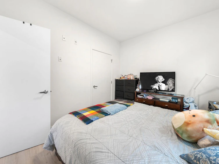 105-2688 Duke Street, Vancouver, BC, V5R 4S9 - 26