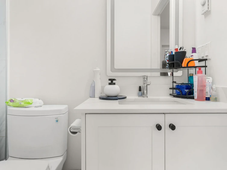 105-2688 Duke Street, Vancouver, BC, V5R 4S9 - 24