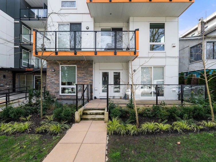 105-2688 Duke Street, Vancouver, BC, V5R 4S9 - 2