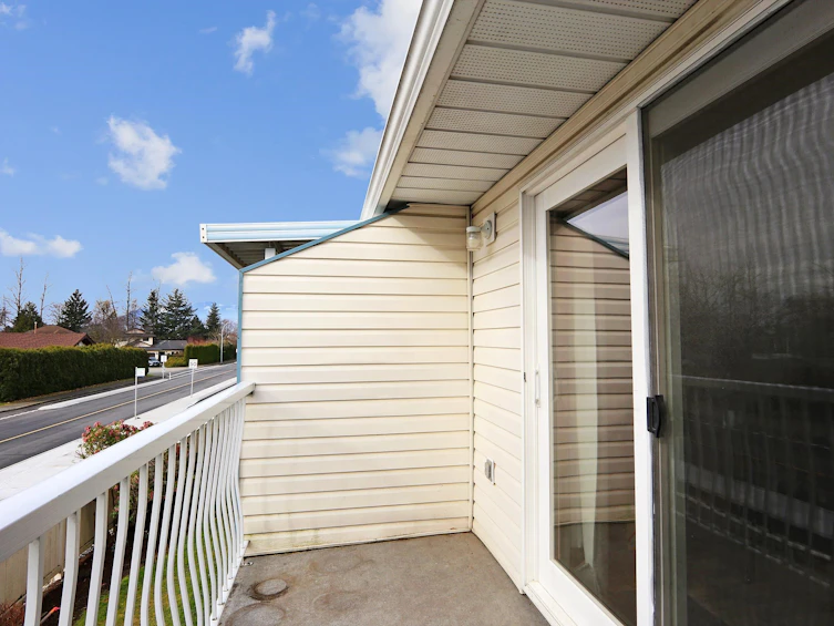 16-45435 Knight Road, Chilliwack, BC, V2R 3E8 - 16