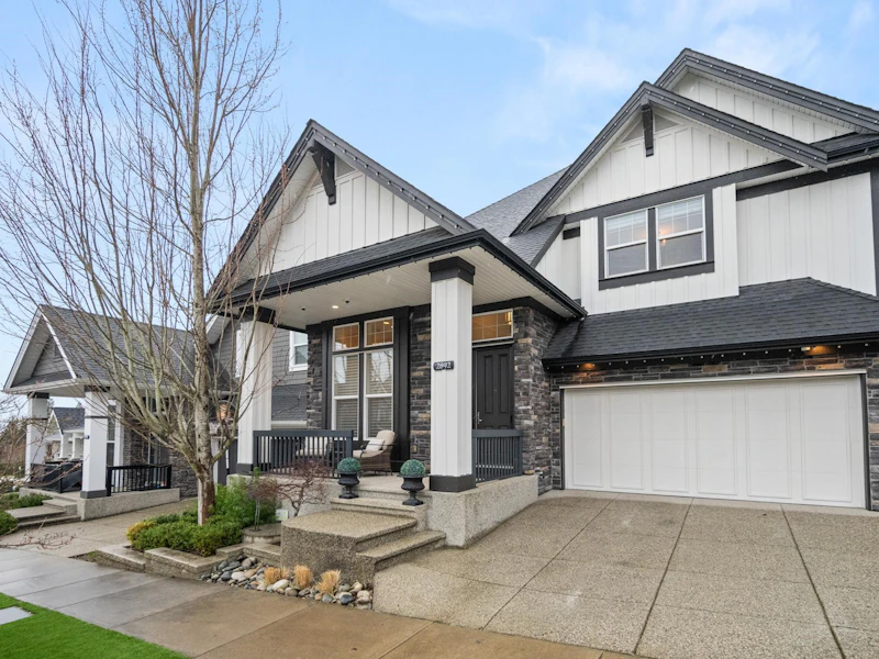 2892 161b Street, Surrey BC V3Z 3Y6