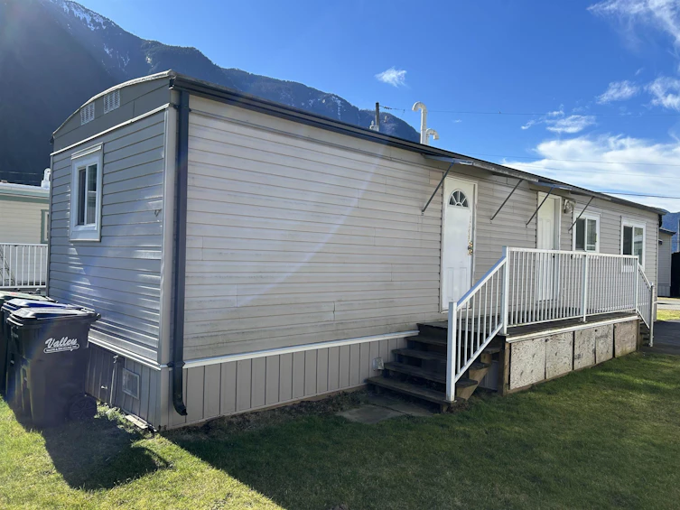 19-62780 Flood Hope Road, Hope, BC, V0X 1L2 - 3