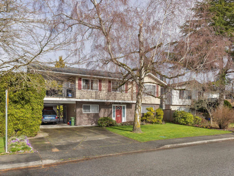 6520 Riverdale Drive, Richmond, BC, V7C 2G1 - 2