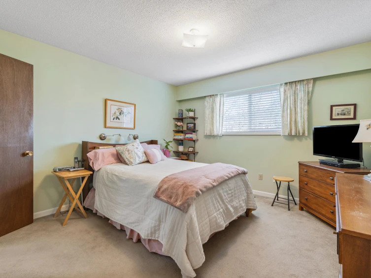 6520 Riverdale Drive, Richmond, BC, V7C 2G1 - 11