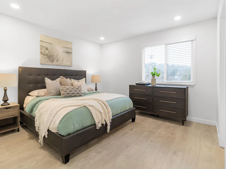 401-3000 Riverbend Drive, Coquitlam, BC, V3C 6R1 - 11