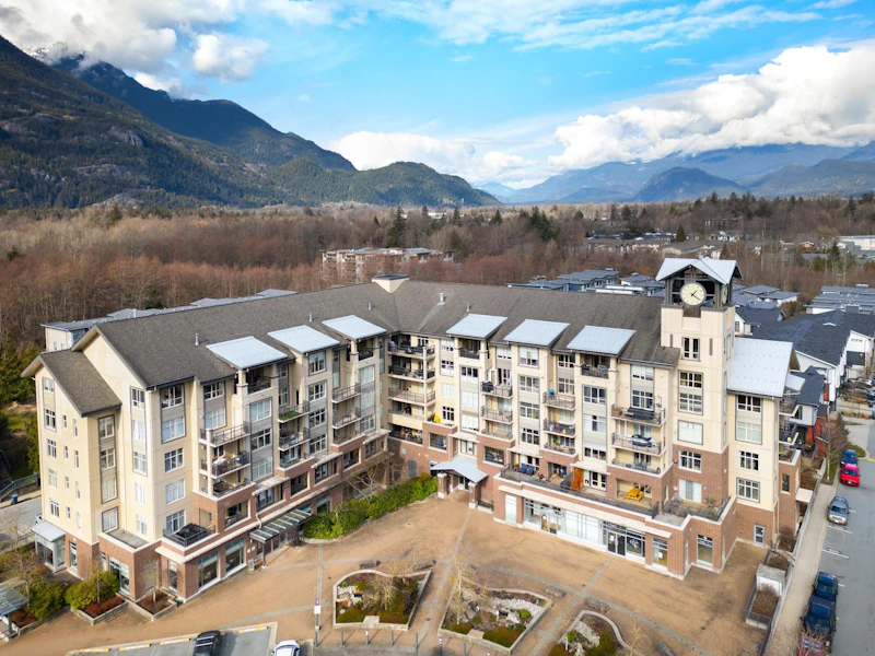 309 - 1211 Village Green Way, Squamish BC V8B 0R7