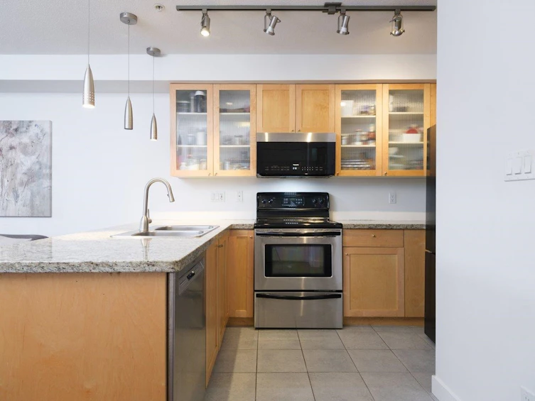 202-702 E King Edward Avenue, Vancouver, BC, V5V 0A9 - 7