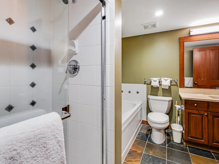 404 G4-4653 Blackcomb Way, Whistler, BC, V8E 0Y9 - 15