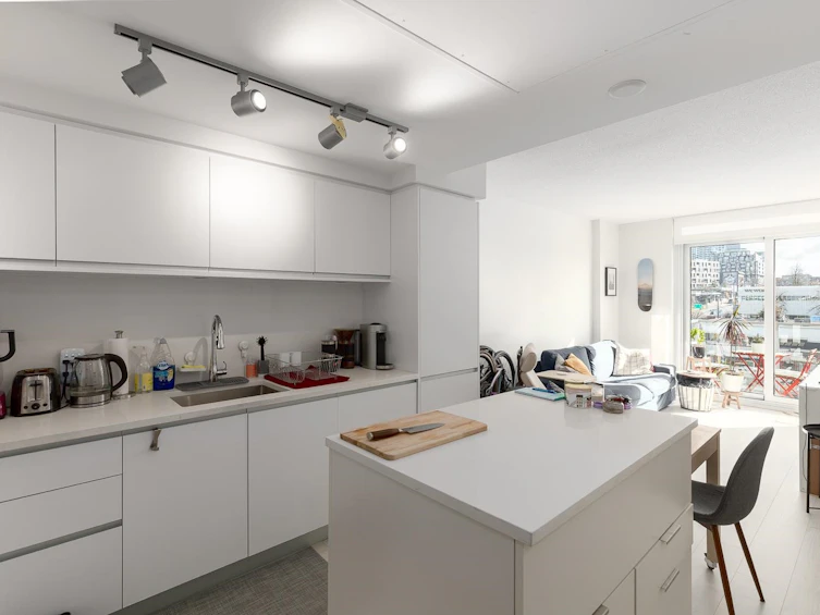 721-180 E 2nd Avenue, Vancouver, BC, V5T 0K4 - 2