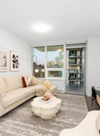 1505 988 Quayside Drive
