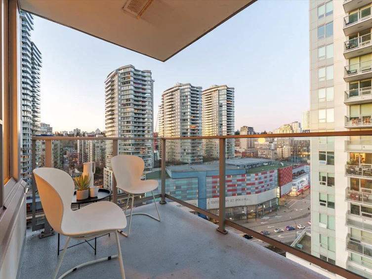 1505-988 Quayside Drive, New Westminster, BC, V3M 0L5 - 13
