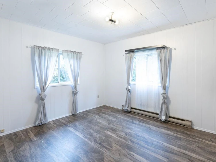 1225 Roberts Creek Road, Roberts Creek, BC, V0N 2W2 - 8
