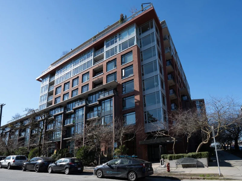 706 - 2321 Scotia Street, Vancouver BC V5T 0A8