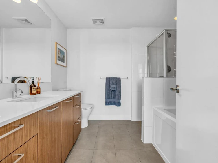 706-2321 Scotia Street, Vancouver, BC, V5T 0A8 - 24