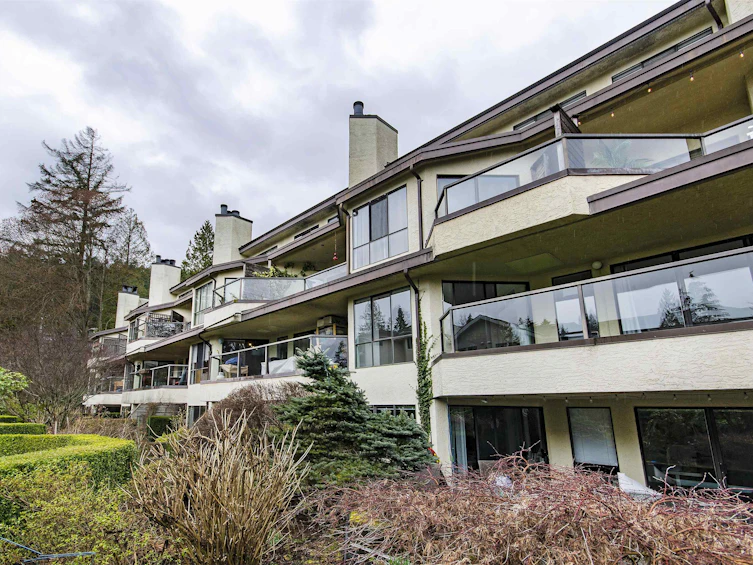 301-4323 Gallant Avenue, North Vancouver, BC, V7G 2C1 - 32