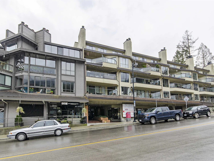 301-4323 Gallant Avenue, North Vancouver, BC, V7G 2C1 - 34