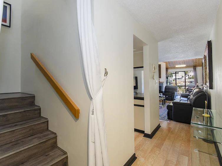 301-4323 Gallant Avenue, North Vancouver, BC, V7G 2C1 - 19