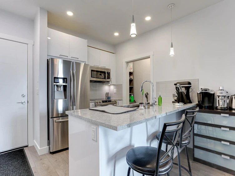 307-20686 Eastleigh Crescent, Langley, BC, V3A 0M4 - 3