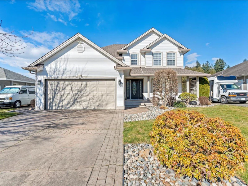 44377 Elsie Place, Chilliwack BC V2R 5L1