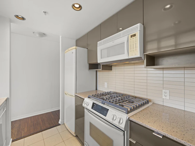2005-928 Beatty Street, Vancouver, BC, V6Z 3G6 - 17