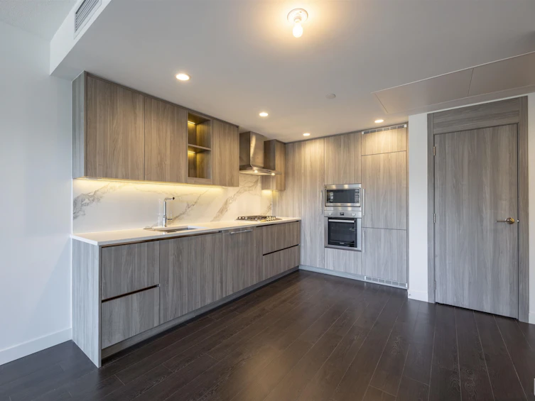 305-4890 Lougheed Highway, Burnaby, BC, V5C 0N2 - 9