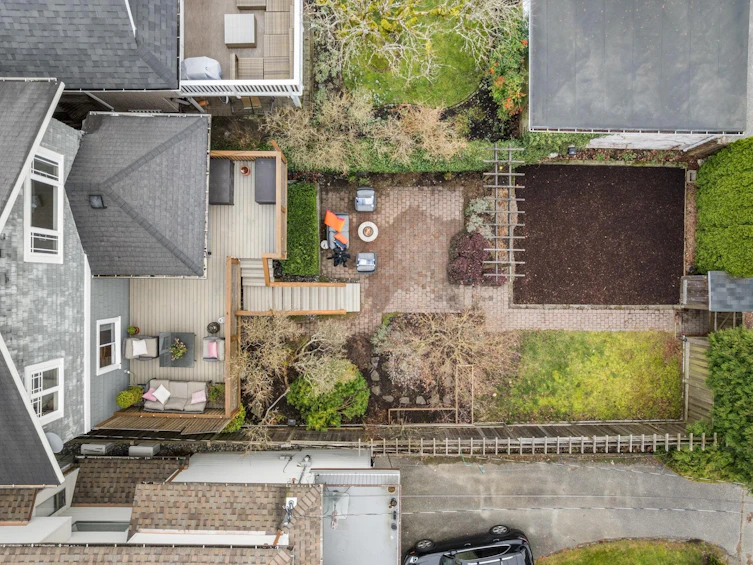 3550 W 31st Avenue, Vancouver, BC, V6S 1X9 - 2