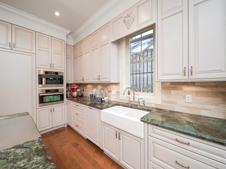 3996 W 31st Avenue, Vancouver, BC, V6S 1Y5 - 9
