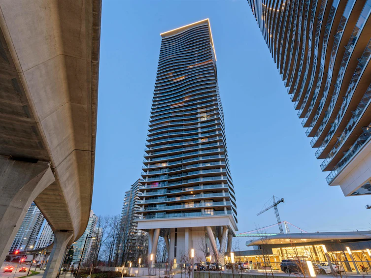 1304-4890 Lougheed Highway, Burnaby, BC, V5C 0N2 - 4