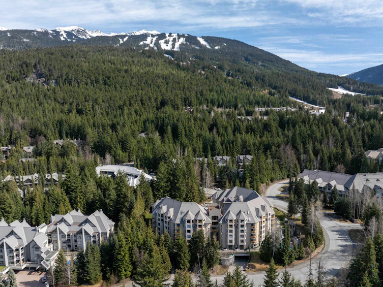 423-4809 Spearhead Drive, Whistler, BC, V8E 1E7 - 28