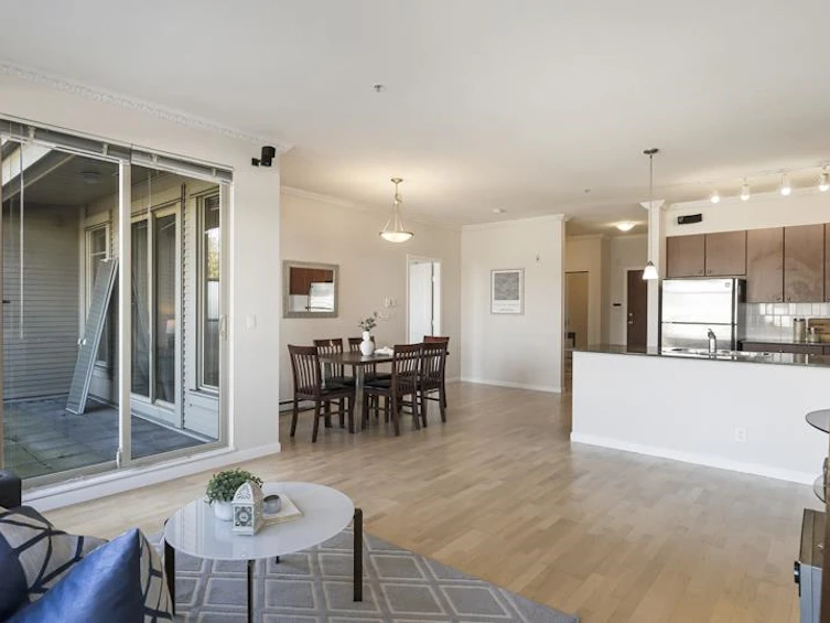 218-15380 102a Avenue, Surrey, BC, V3R 0B3 - 6