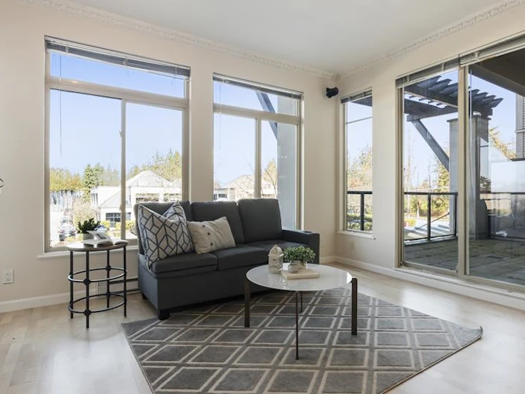 218-15380 102a Avenue, Surrey, BC, V3R 0B3 - 3