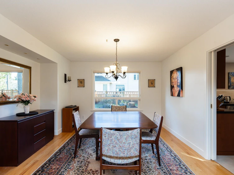 1999 Amble Greene Drive, Surrey, BC, V4A 7J1 - 11