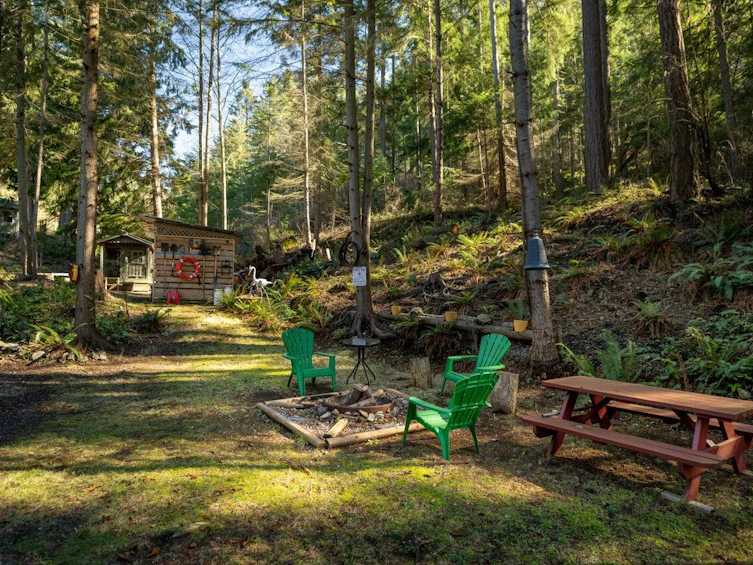 1517 Whitesails Drive, Bowen Island, BC, V0N 1G2 - 23