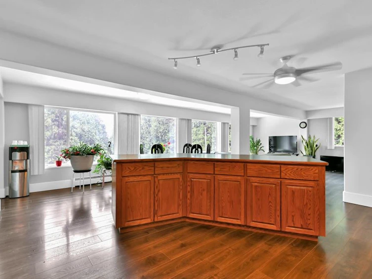 26161 Lougheed Highway, Maple Ridge, BC, V2W 1M3 - 11