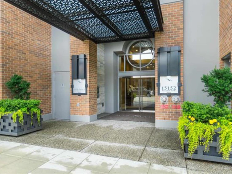 905-15152 Russell Avenue, Surrey, BC, V4B 0A3 - 2