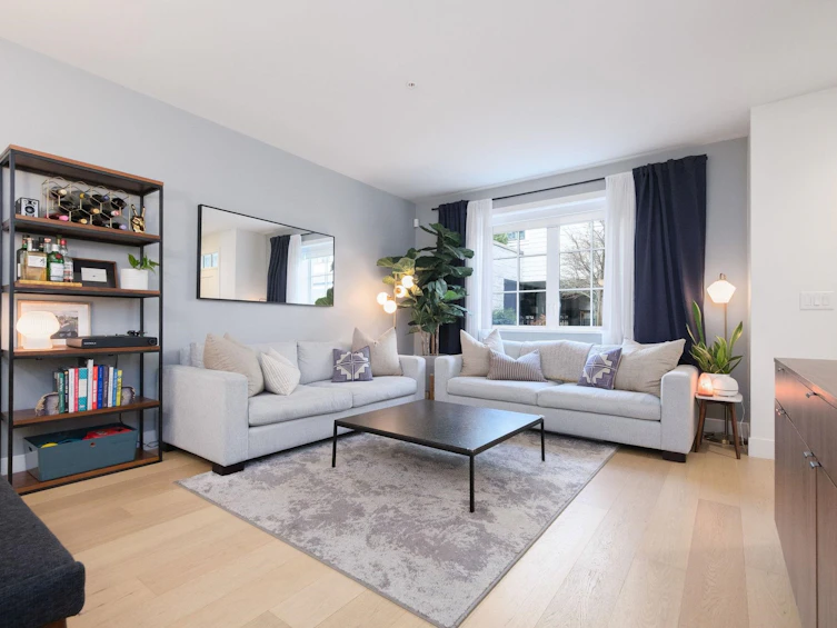 23-1133 Ridgewood Drive, North Vancouver, BC, V7R 0A4 - 2