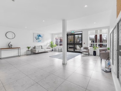 401-19945 Brydon Crescent - 3
