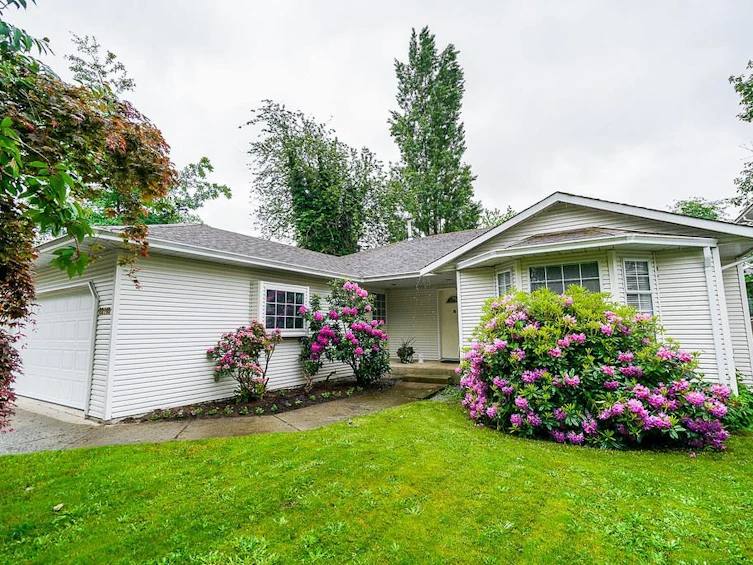 22110 122 Avenue, Maple Ridge, BC, V2X 3X6